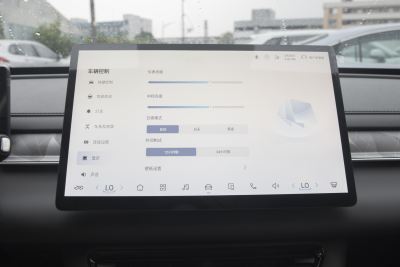 2025款 555鸿运版-内饰-图片-有驾