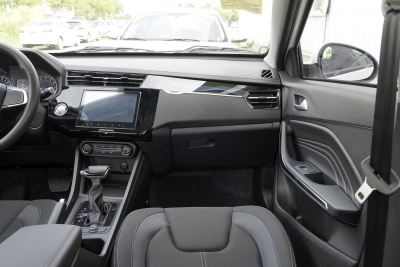 2024款 1.5L CVT卓越版-内饰-图片-有驾