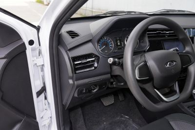 2024款 1.5L CVT卓越版-内饰-图片-有驾