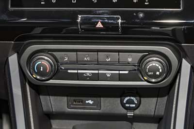 2024款 1.5L CVT卓越版-内饰-图片-有驾