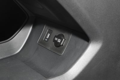 2025款 1.5T 豪华型-内饰-图片-有驾