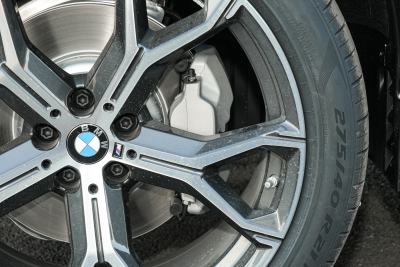 2026款 xDrive 30Li 尊享型M运动曜夜套装-外观-图片-有驾