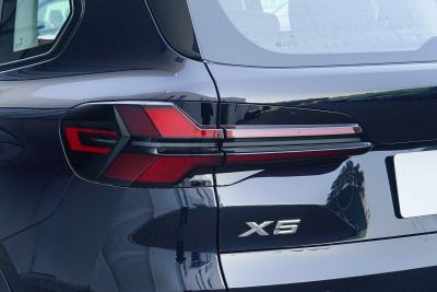 2026款 xDrive 30Li 尊享型M运动曜夜套装-外观-图片-有驾