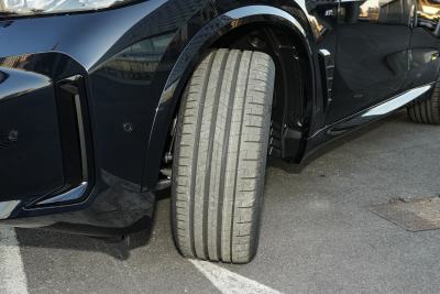 2026款 xDrive 30Li 尊享型M运动曜夜套装-外观-图片-有驾