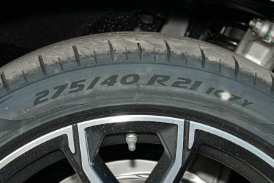 2026款 xDrive 30Li 尊享型M运动曜夜套装-外观-图片-有驾