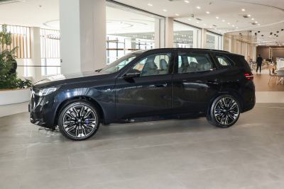 2026款 xDrive30L 尊享型 M运动曜夜套装-外观-图片-有驾