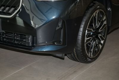 2026款 xDrive30L 尊享型 M运动曜夜套装-外观-图片-有驾