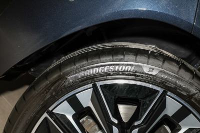 2026款 xDrive30L 尊享型 M运动曜夜套装-外观-图片-有驾