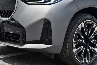 2026款 xDrive30L 尊享型 M运动曜夜套装-外观-图片-有驾