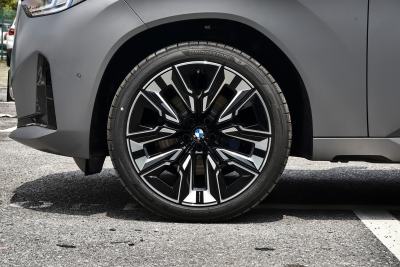 2026款 xDrive30L 尊享型 M运动曜夜套装-外观-图片-有驾