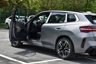 2026款 xDrive30L 尊享型 M运动曜夜套装-外观-图片-有驾