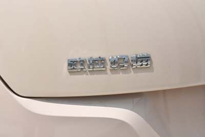 2023款 401km标准续航 尊荣型 磷酸铁锂-外观-图片-有驾 2023款 401km标准续航 尊荣型 磷酸铁锂-外观-图片-有驾