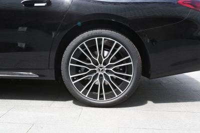 2026款 改款 E 300 L 尊贵型-外观-图片-有驾