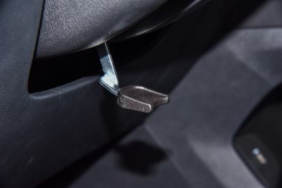 2023款 第二代 1.5T 运动版 尊贵型-内饰-图片-有驾