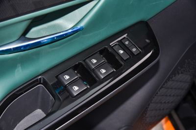 2023款 第二代 1.5T 运动版 尊贵型-内饰-图片-有驾