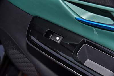 2023款 第二代 1.5T 运动版 尊贵型-内饰-图片-有驾