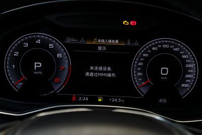 2024款 45 TFSI quattro 奢享型-内饰-图片-有驾