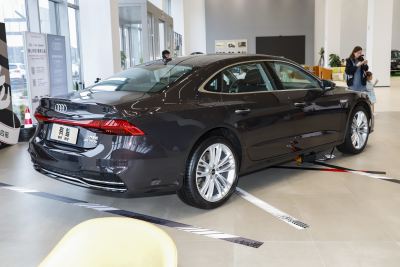 2024款 45 TFSI quattro 奢享型-外观-图片-有驾 2024款 45 TFSI quattro 奢享型-外观-图片-有驾