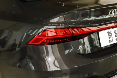 2024款 45 TFSI quattro 奢享型-外观-图片-有驾 2024款 45 TFSI quattro 奢享型-外观-图片-有驾