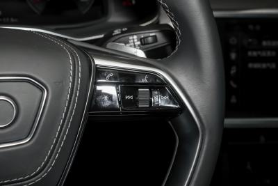 2024款 45 TFSI quattro 奢享型-内饰-图片-有驾