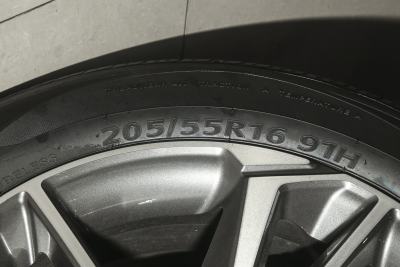 2024款 1.5L CVT舒适优享版-外观-图片-有驾
