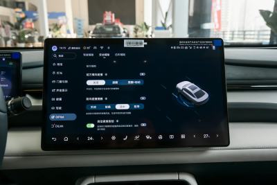 2025款 605热浪版-内饰-图片-有驾