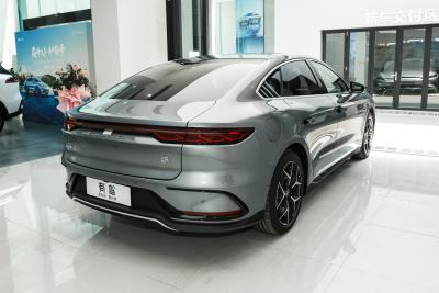 2023款 EV 冠军版 715KM前驱旗舰型-外观-图片-有驾
