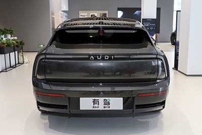 2026款 旗舰quattro型-外观-图片-有驾