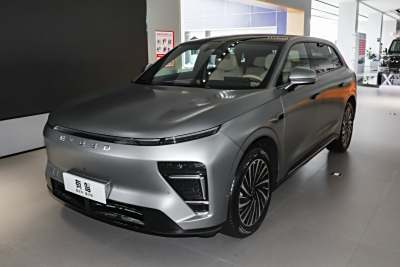2025款 增程 240 Pro四驱高速辅助驾驶-外观-图片-有驾