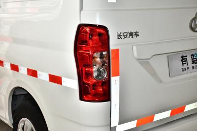 2022款 纯电动厢式运输车4498车长平顶背掀门2座60kW 41.86kWh-外观-图片-有驾