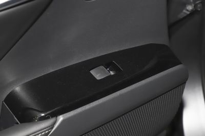 2025款 双擎 2.0HG 光辉版-空间-图片-有驾