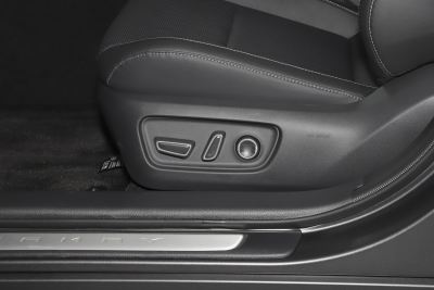 2025款 双擎 2.0HG 光辉版-空间-图片-有驾