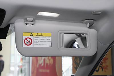 2025款 双擎 2.0HG 光辉版-空间-图片-有驾