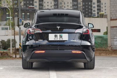 「Model Y」2022款 改款 后轮驱动版图片-内饰外观空间官方图-有驾