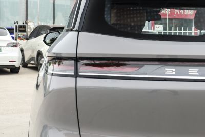 2025款 低配版-外观-图片-有驾