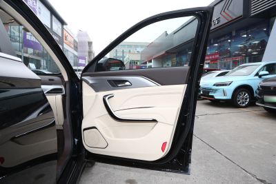 2023款 1.5T 自动豪华型-内饰-图片-有驾 2023款 1.5T 自动豪华型-内饰-图片-有驾