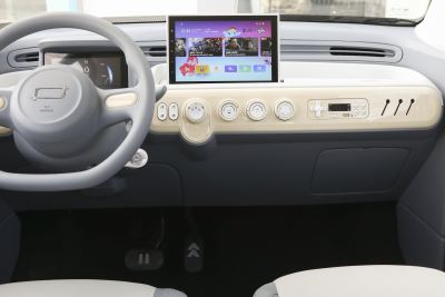 2025款 222km 伶俐马-内饰-图片-有驾