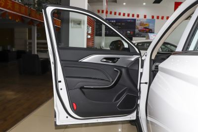 2023款 1.5T 自动尊享型-内饰-图片-有驾 2023款 1.5T 自动尊享型-内饰-图片-有驾
