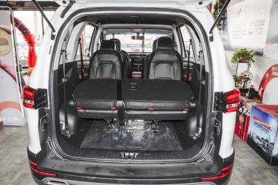 2020款 1.5T 手动豪华型-空间-图片-有驾