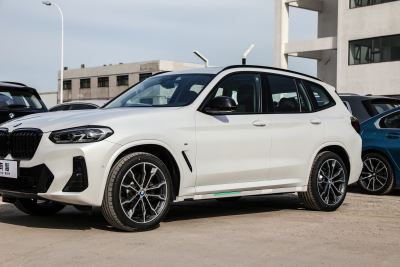 2023款 改款 xDrive30i 领先型 M曜夜套装-外观-图片-有驾