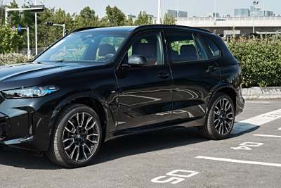 2025款 xDrive 40Li M运动曜夜套装-外观-图片-有驾