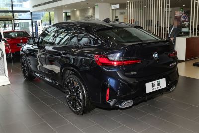 2022款  M40i-外观-图片-有驾