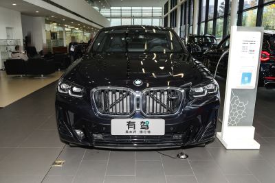 2022款  M40i-外观-图片-有驾