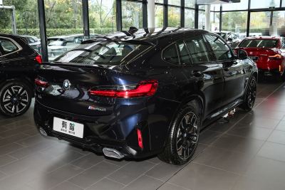 2022款  M40i-外观-图片-有驾