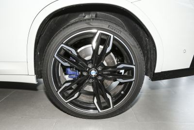 2022款  M40i-外观-图片-有驾