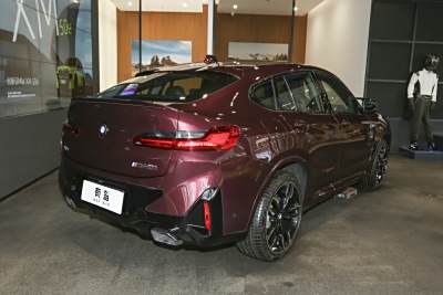 2022款  M40i-外观-图片-有驾