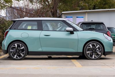 2025款 452km COOPER SE 春日于海限定版-外观-图片-有驾