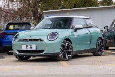 2025款 452km COOPER SE 春日于海限定版-外观-图片-有驾