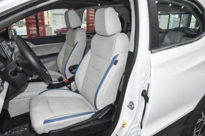 BYD Yuan Pro Пространство 2