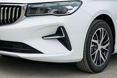 2025款 第4代 1.5L 手动龙腾版-外观-图片-有驾